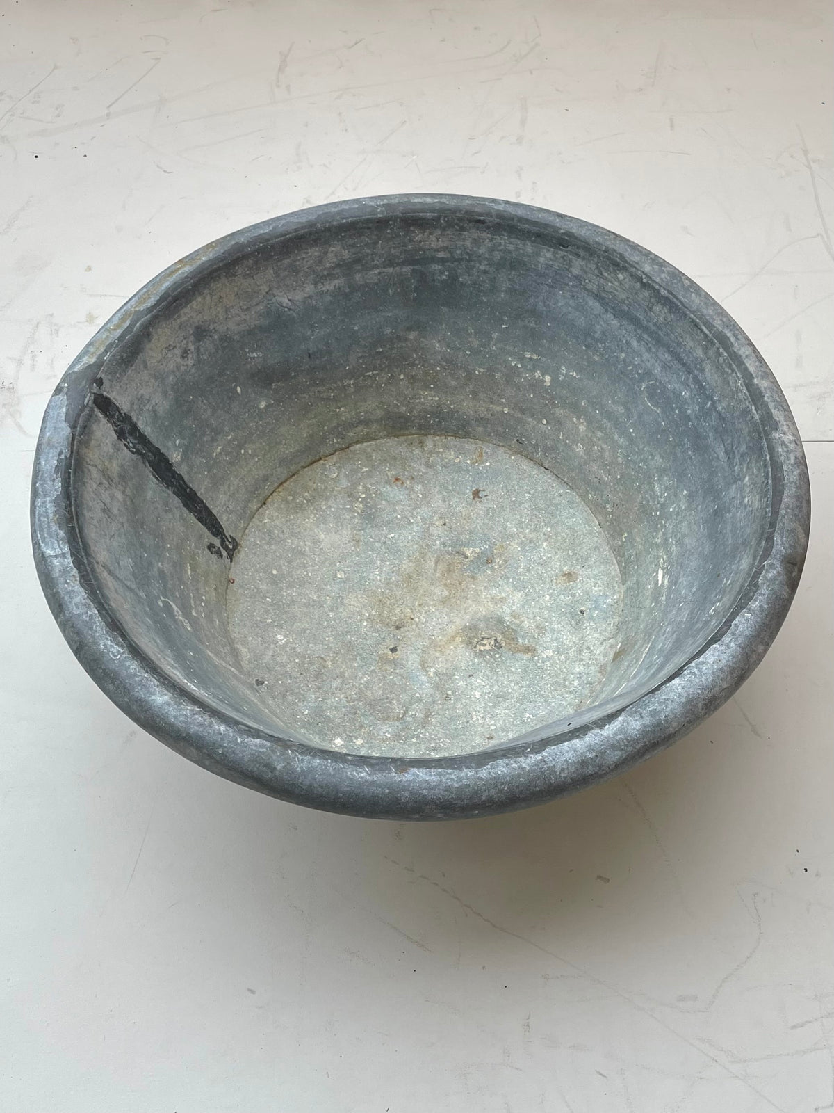 Vintage zinken bak of schaal — handgemaakt