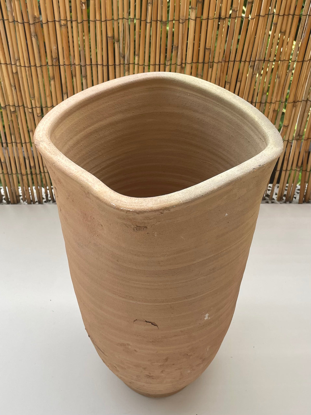 Hoge terracotta pot met vierkante opening | 50 cm